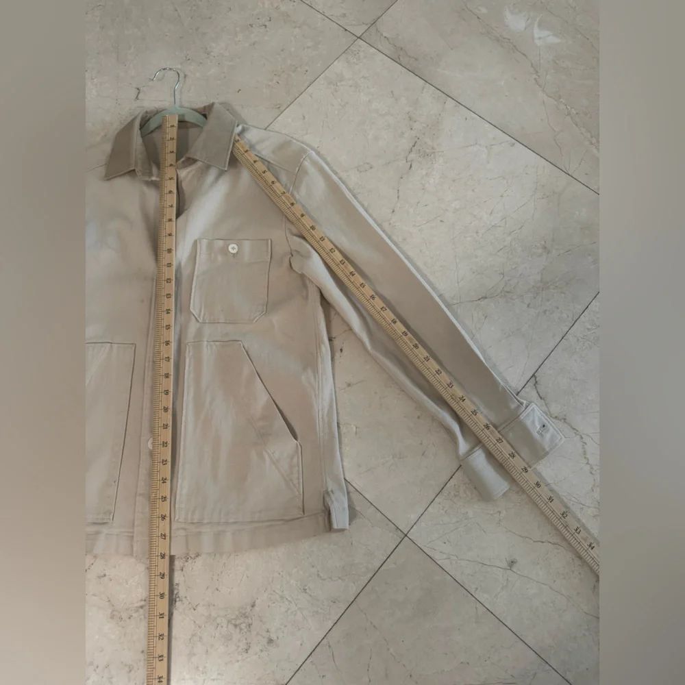 Zara Beige Utility Jacket with Dark Brown Contrast Collar - Picture 8 of 10